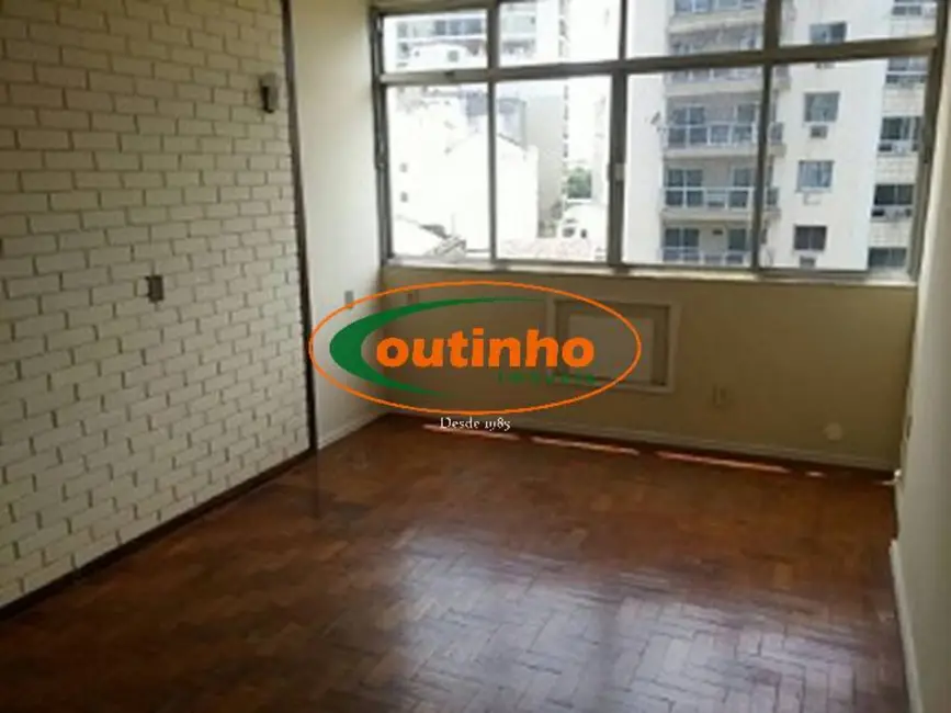 Foto 2 de Apartamento com 2 quartos à venda, 68m2 em Tijuca, Rio De Janeiro - RJ
