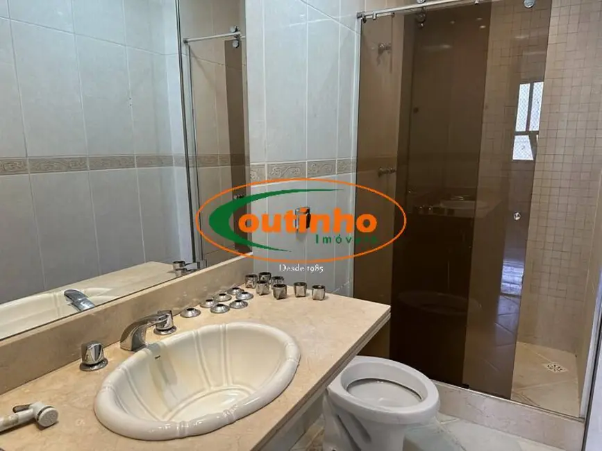 Apartamento com 2 quartos à venda, 116m2 em Tijuca, Rio De Janeiro - RJ - imagem 9 Foto 9 de Apartamento com 2 quartos à venda, 116m2 em Tijuca, Rio De Janeiro - RJ