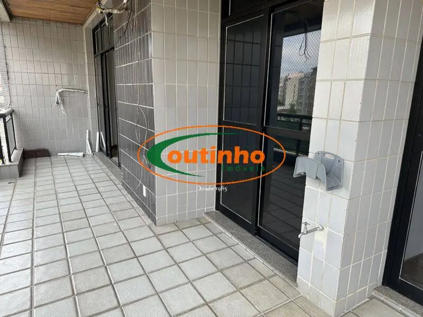 Foto 2 de Apartamento com 2 quartos à venda, 116m2 em Tijuca, Rio De Janeiro - RJ