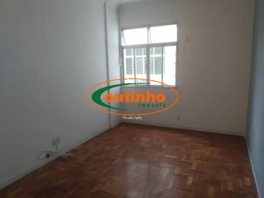 Apartamento com 2 quartos à venda, 80m2 em Tijuca, Rio De Janeiro - RJ - imagem 4 Foto 4 de Apartamento com 2 quartos à venda, 80m2 em Tijuca, Rio De Janeiro - RJ