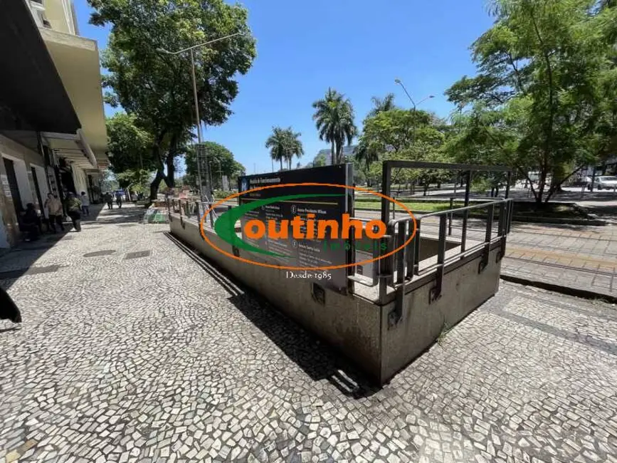 Foto 1 de Sala Comercial à venda, 100m2 em Centro, Rio De Janeiro - RJ