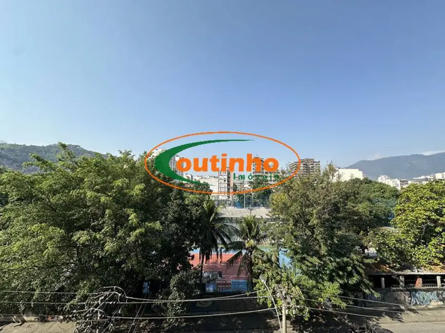 Apartamento com 2 quartos à venda, 66m2 em Grajaú, Rio De Janeiro - RJ - imagem 3 Foto 3 de Apartamento com 2 quartos à venda, 66m2 em Grajaú, Rio De Janeiro - RJ