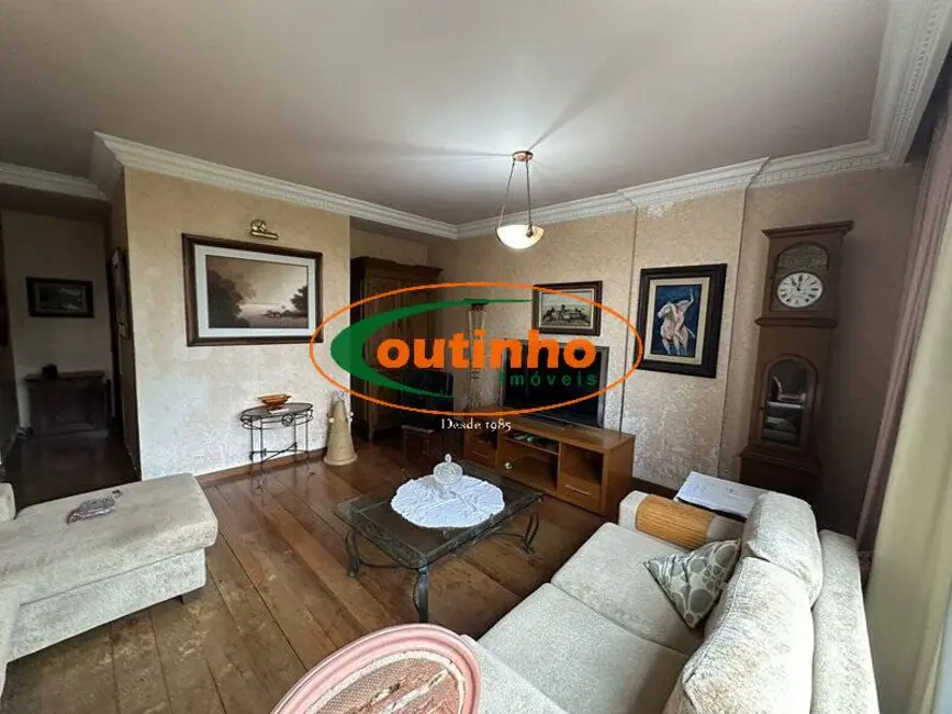 Foto 2 de Apartamento com 4 quartos à venda, 140m2 em Tijuca, Rio De Janeiro - RJ