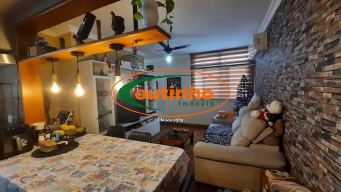 Foto 1 de Apartamento com 3 quartos à venda, 70m2 em Vila Isabel, Rio De Janeiro - RJ