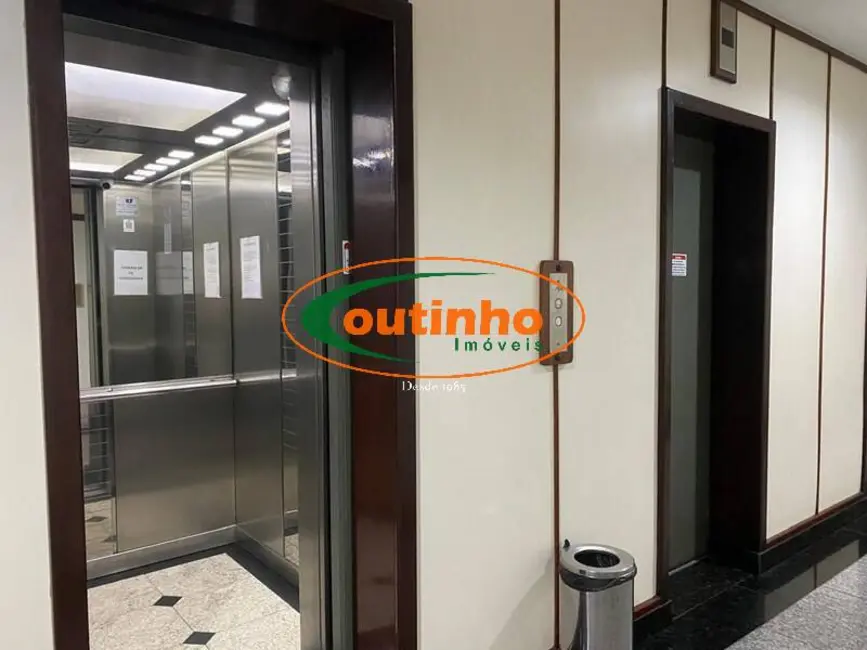 Foto 2 de Sala Comercial à venda, 28m2 em Tijuca, Rio De Janeiro - RJ