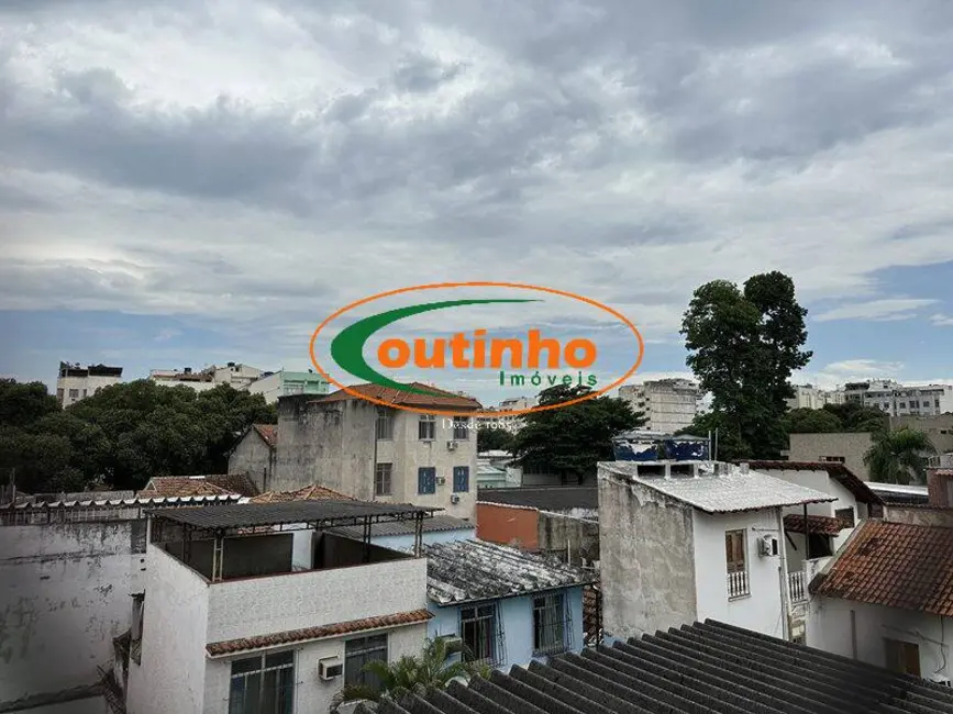 Apartamento com 2 quartos à venda, 97m2 em Maracanã, Rio De Janeiro - RJ - imagem 3 Foto 3 de Apartamento com 2 quartos à venda, 97m2 em Maracanã, Rio De Janeiro - RJ
