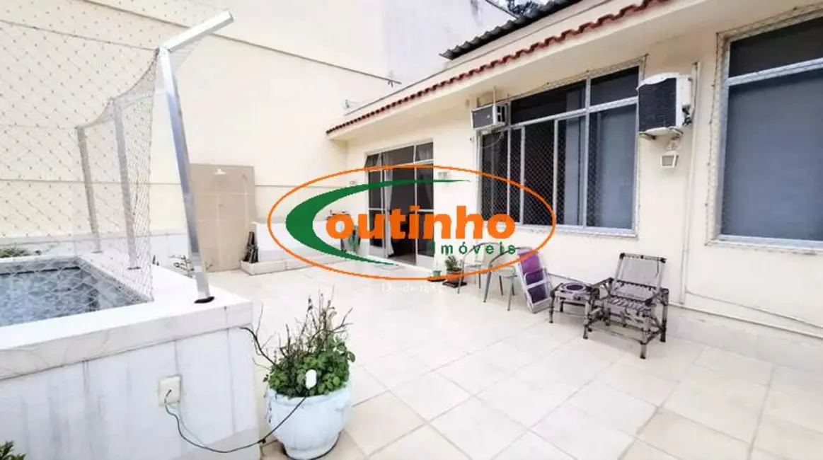 Cobertura com 2 quartos à venda, 148m2 em Tijuca, Rio De Janeiro - RJ - imagem 3 Foto 3 de Cobertura com 2 quartos à venda, 148m2 em Tijuca, Rio De Janeiro - RJ