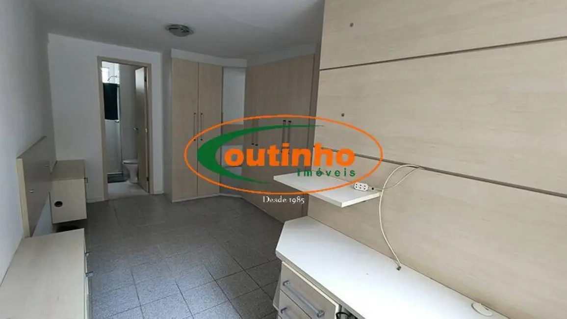 Foto 9 de Apartamento com 2 quartos à venda, 68m2 em Tijuca, Rio De Janeiro - RJ