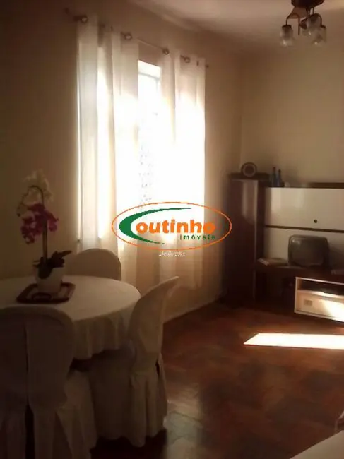 Apartamento com 2 quartos à venda, 90m2 em Tijuca, Rio De Janeiro - RJ - imagem 5 Foto 5 de Apartamento com 2 quartos à venda, 90m2 em Tijuca, Rio De Janeiro - RJ