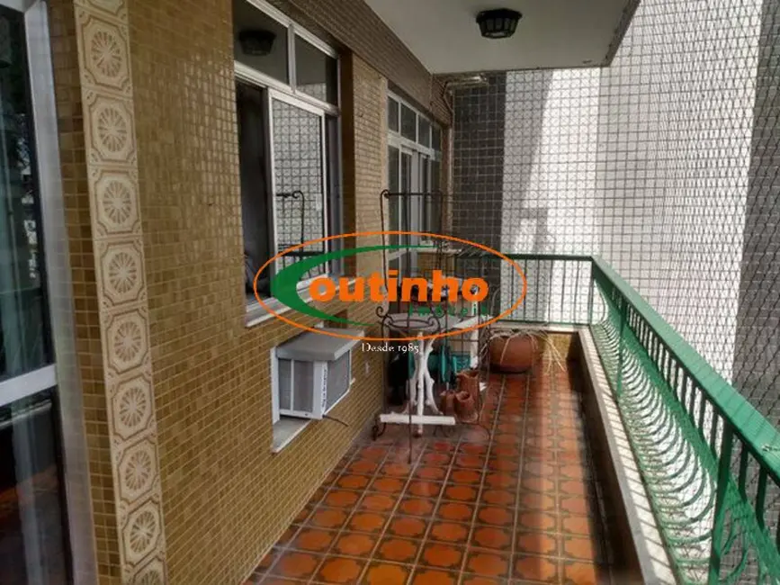 Foto 2 de Apartamento com 3 quartos à venda, 146m2 em Tijuca, Rio De Janeiro - RJ