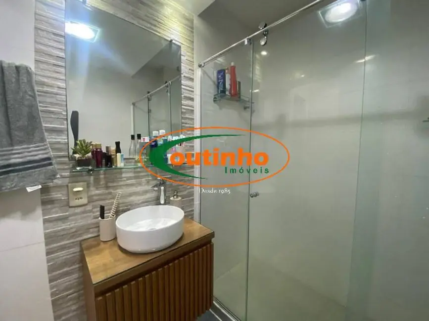 Foto 8 de Apartamento com 2 quartos à venda, 57m2 em Tijuca, Rio De Janeiro - RJ