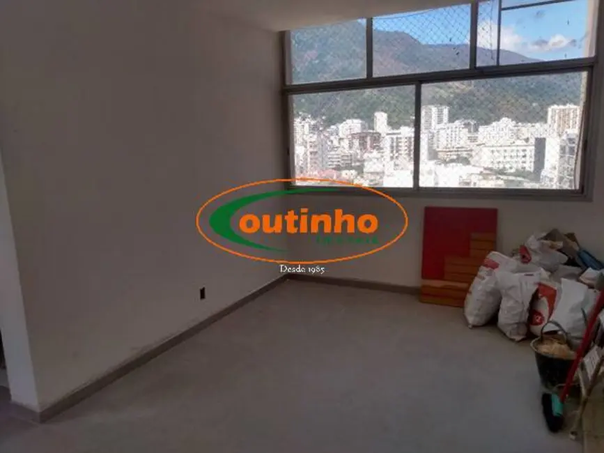 Sala Comercial à venda, 35m2 em Tijuca, Rio De Janeiro - RJ - imagem 8 Foto 8 de Sala Comercial à venda, 35m2 em Tijuca, Rio De Janeiro - RJ