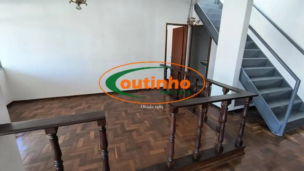Apartamento com 5 quartos à venda, 240m2 em Tijuca, Rio De Janeiro - RJ - imagem 5 Foto 5 de Apartamento com 5 quartos à venda, 240m2 em Tijuca, Rio De Janeiro - RJ