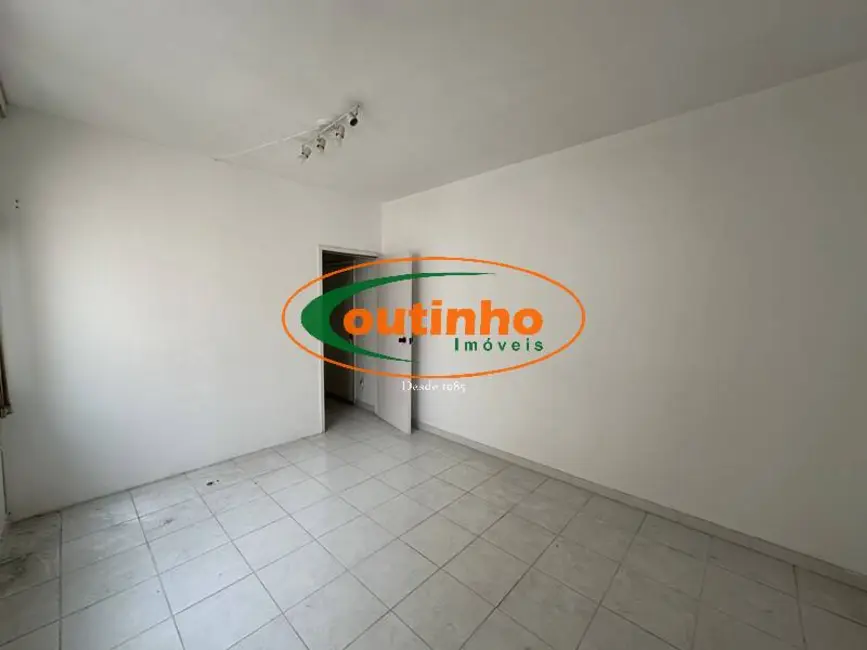 Foto 2 de Sala Comercial à venda, 35m2 em Tijuca, Rio De Janeiro - RJ