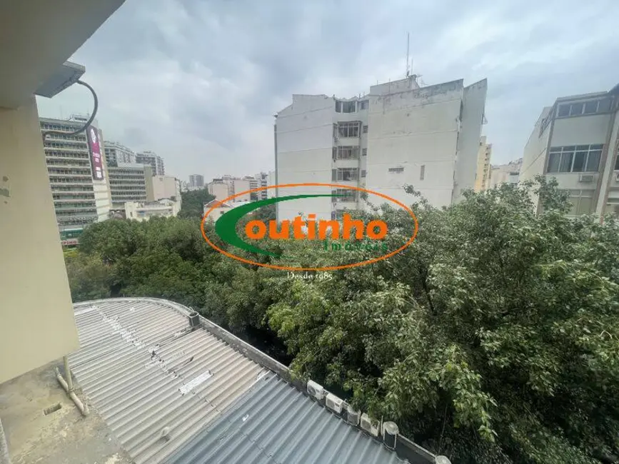 Sala Comercial à venda, 25m2 em Tijuca, Rio De Janeiro - RJ - imagem 4 Foto 4 de Sala Comercial à venda, 25m2 em Tijuca, Rio De Janeiro - RJ
