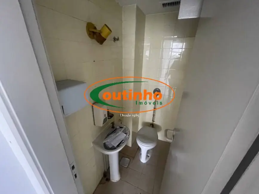 Sala Comercial à venda, 25m2 em Tijuca, Rio De Janeiro - RJ - imagem 8 Foto 8 de Sala Comercial à venda, 25m2 em Tijuca, Rio De Janeiro - RJ