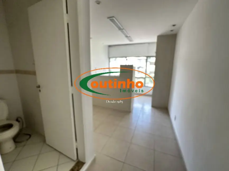 Sala Comercial à venda, 27m2 em Tijuca, Rio De Janeiro - RJ - imagem 6 Foto 6 de Sala Comercial à venda, 27m2 em Tijuca, Rio De Janeiro - RJ