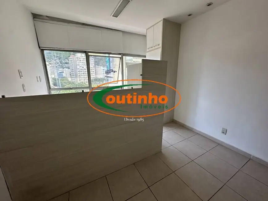 Sala Comercial à venda, 27m2 em Tijuca, Rio De Janeiro - RJ - imagem 8 Foto 8 de Sala Comercial à venda, 27m2 em Tijuca, Rio De Janeiro - RJ