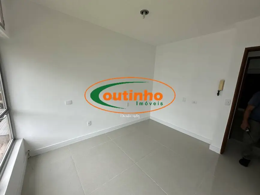 Sala Comercial à venda, 52m2 em Tijuca, Rio De Janeiro - RJ - imagem 7 Foto 7 de Sala Comercial à venda, 52m2 em Tijuca, Rio De Janeiro - RJ