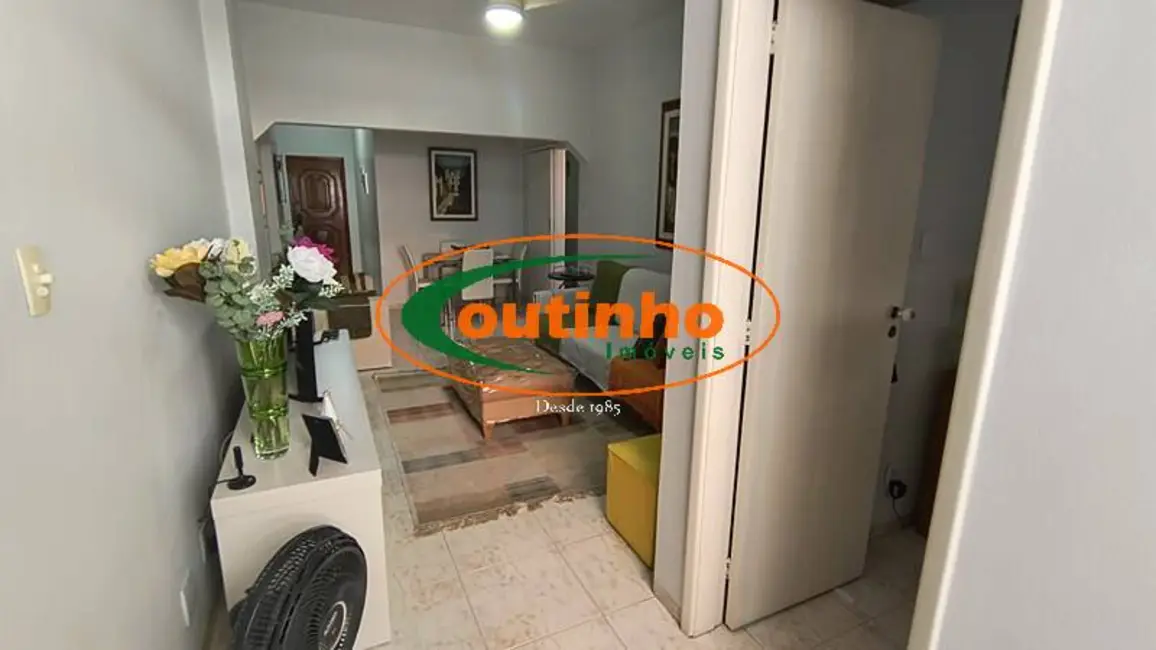 Foto 3 de Apartamento com 2 quartos à venda, 67m2 em Vila Isabel, Rio De Janeiro - RJ