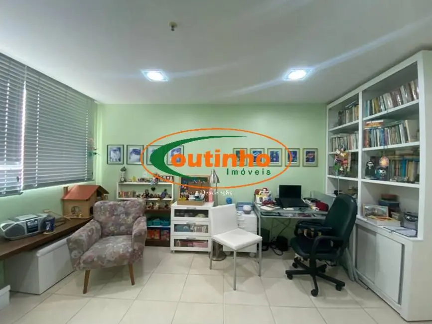Sala Comercial à venda, 27m2 em Tijuca, Rio De Janeiro - RJ - imagem 3 Foto 3 de Sala Comercial à venda, 27m2 em Tijuca, Rio De Janeiro - RJ
