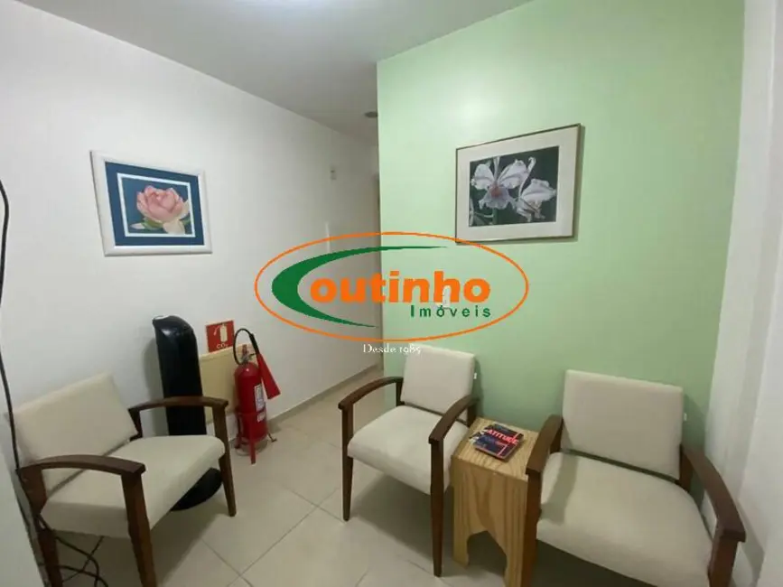 Sala Comercial à venda, 27m2 em Tijuca, Rio De Janeiro - RJ - imagem 6 Foto 6 de Sala Comercial à venda, 27m2 em Tijuca, Rio De Janeiro - RJ