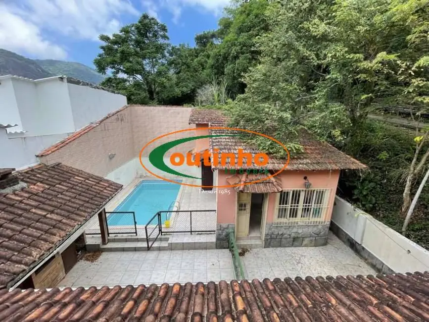 Foto 1 de Casa com 5 quartos à venda, 320m2 em Alto da Boa Vista, Rio De Janeiro - RJ