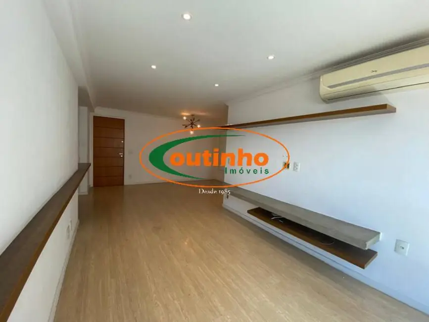 Apartamento com 2 quartos à venda, 84m2 em Tijuca, Rio De Janeiro - RJ - imagem 8 Foto 8 de Apartamento com 2 quartos à venda, 84m2 em Tijuca, Rio De Janeiro - RJ