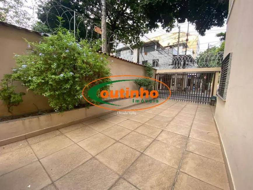 Casa com 4 quartos à venda, 360m2 em Tijuca, Rio De Janeiro - RJ - imagem 4 Foto 4 de Casa com 4 quartos à venda, 360m2 em Tijuca, Rio De Janeiro - RJ