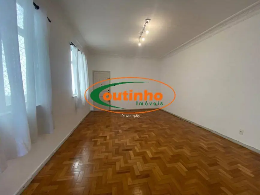 Apartamento com 2 quartos à venda, 100m2 em Tijuca, Rio De Janeiro - RJ - imagem 7 Foto 7 de Apartamento com 2 quartos à venda, 100m2 em Tijuca, Rio De Janeiro - RJ