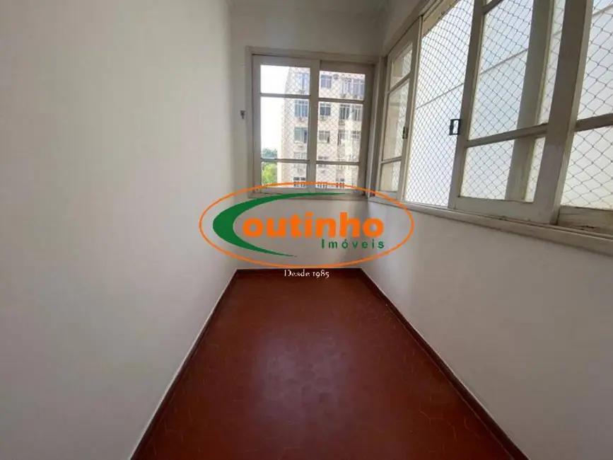 Apartamento com 2 quartos à venda, 100m2 em Tijuca, Rio De Janeiro - RJ - imagem 4 Foto 4 de Apartamento com 2 quartos à venda, 100m2 em Tijuca, Rio De Janeiro - RJ