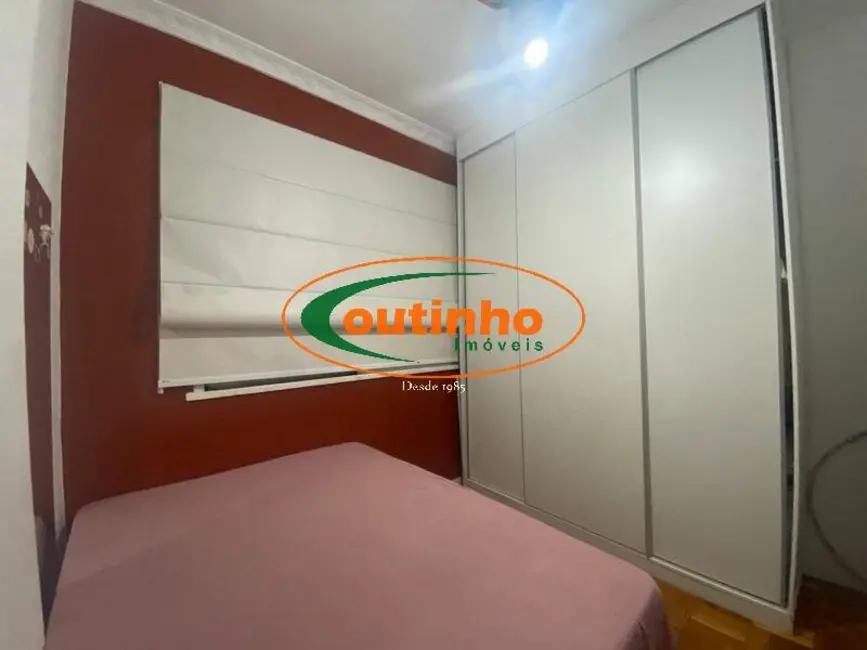 Apartamento com 3 quartos à venda, 80m2 em Tijuca, Rio De Janeiro - RJ - imagem 8 Foto 8 de Apartamento com 3 quartos à venda, 80m2 em Tijuca, Rio De Janeiro - RJ