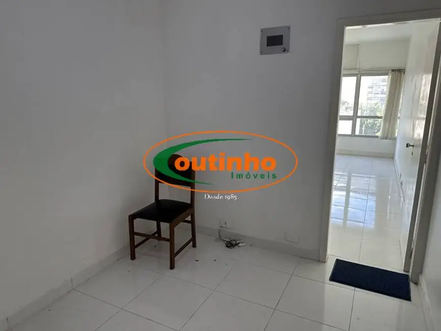 Foto 4 de Sala Comercial à venda, 31m2 em Tijuca, Rio De Janeiro - RJ