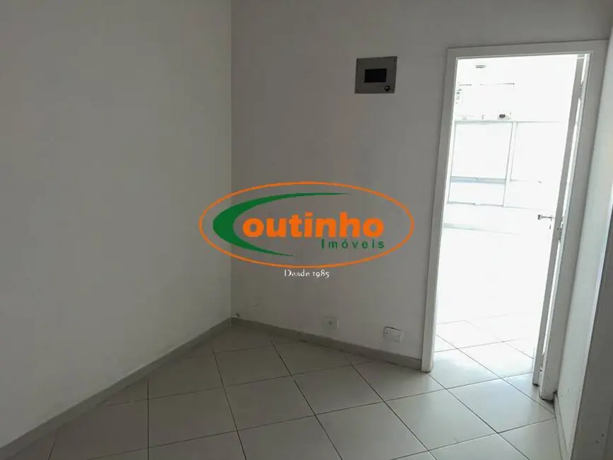 Sala Comercial à venda, 31m2 em Tijuca, Rio De Janeiro - RJ - imagem 6 Foto 6 de Sala Comercial à venda, 31m2 em Tijuca, Rio De Janeiro - RJ