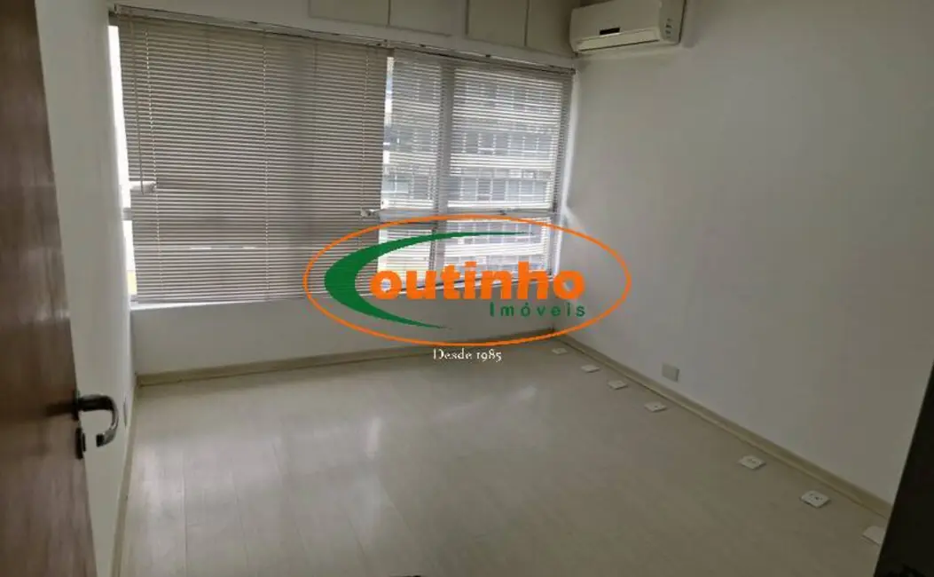 Foto 1 de Sala Comercial à venda, 52m2 em Tijuca, Rio De Janeiro - RJ
