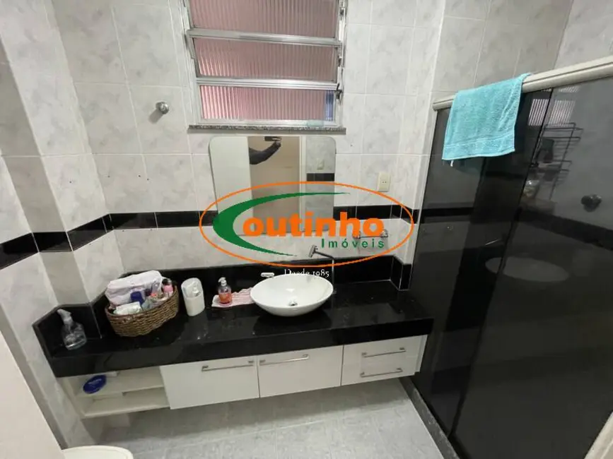 Apartamento com 2 quartos à venda, 65m2 em Tijuca, Rio De Janeiro - RJ - imagem 9 Foto 9 de Apartamento com 2 quartos à venda, 65m2 em Tijuca, Rio De Janeiro - RJ