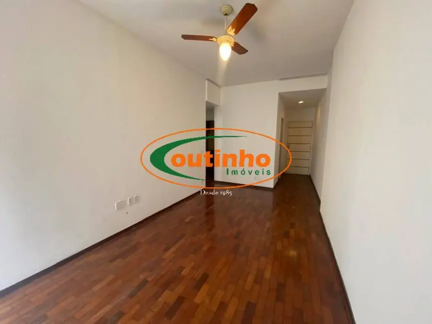 Apartamento com 1 quarto à venda, 58m2 em Vila Isabel, Rio De Janeiro - RJ - imagem 4 Foto 4 de Apartamento com 1 quarto à venda, 58m2 em Vila Isabel, Rio De Janeiro - RJ