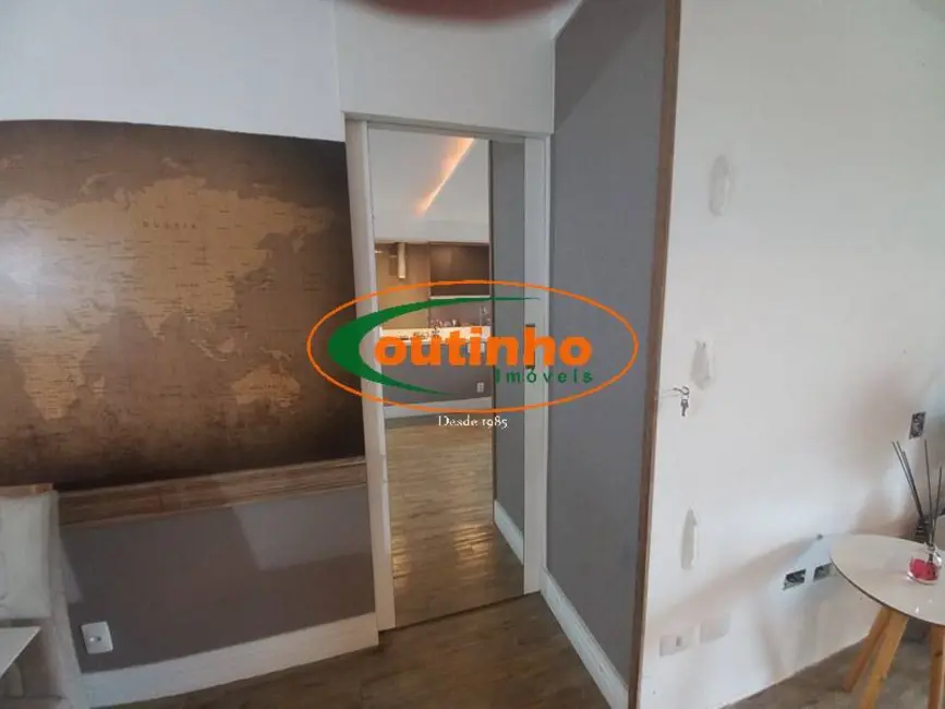 Apartamento com 2 quartos à venda, 77m2 em Maracanã, Rio De Janeiro - RJ - imagem 6 Foto 6 de Apartamento com 2 quartos à venda, 77m2 em Maracanã, Rio De Janeiro - RJ