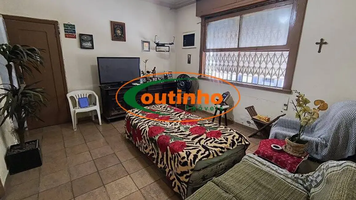 Foto 2 de Apartamento com 2 quartos à venda, 70m2 em Tijuca, Rio De Janeiro - RJ