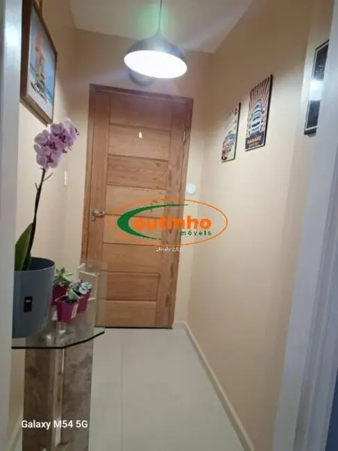 Apartamento com 3 quartos à venda, 96m2 em Tijuca, Rio De Janeiro - RJ - imagem 3 Foto 3 de Apartamento com 3 quartos à venda, 96m2 em Tijuca, Rio De Janeiro - RJ