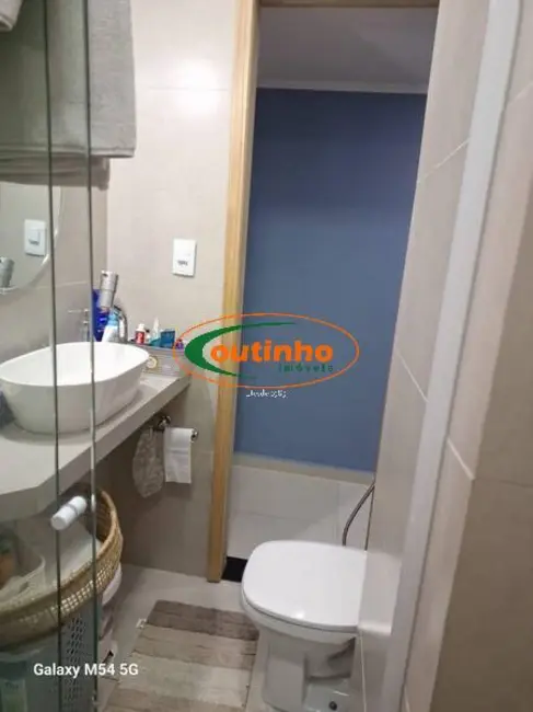 Apartamento com 3 quartos à venda, 96m2 em Tijuca, Rio De Janeiro - RJ - imagem 4 Foto 4 de Apartamento com 3 quartos à venda, 96m2 em Tijuca, Rio De Janeiro - RJ