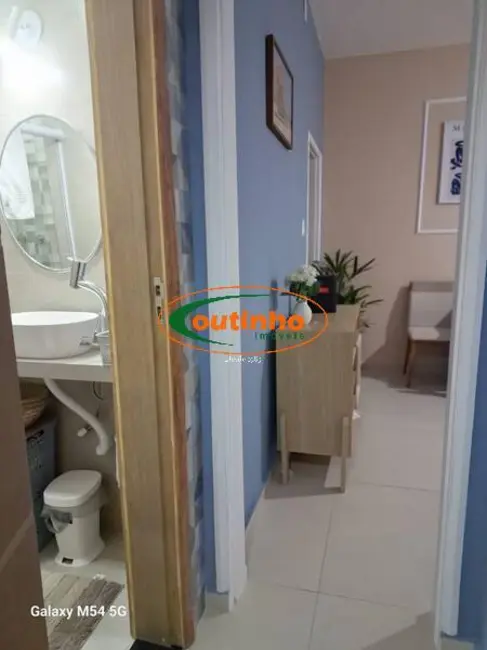Apartamento com 3 quartos à venda, 96m2 em Tijuca, Rio De Janeiro - RJ - imagem 6 Foto 6 de Apartamento com 3 quartos à venda, 96m2 em Tijuca, Rio De Janeiro - RJ
