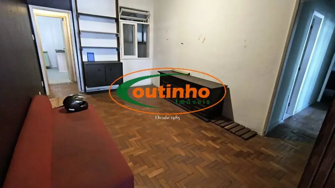Apartamento com 3 quartos à venda, 97m2 em Tijuca, Rio De Janeiro - RJ - imagem 2 Foto 2 de Apartamento com 3 quartos à venda, 97m2 em Tijuca, Rio De Janeiro - RJ