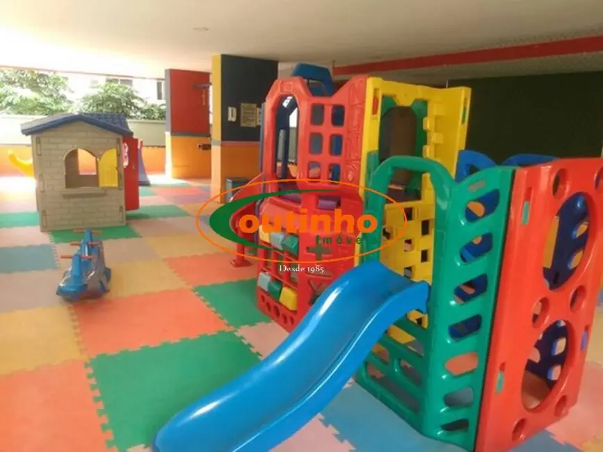 Foto 6 de Apartamento com 2 quartos à venda, 74m2 em Tijuca, Rio De Janeiro - RJ