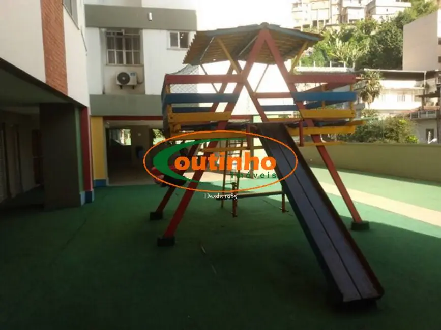 Foto 4 de Apartamento com 2 quartos à venda, 74m2 em Tijuca, Rio De Janeiro - RJ