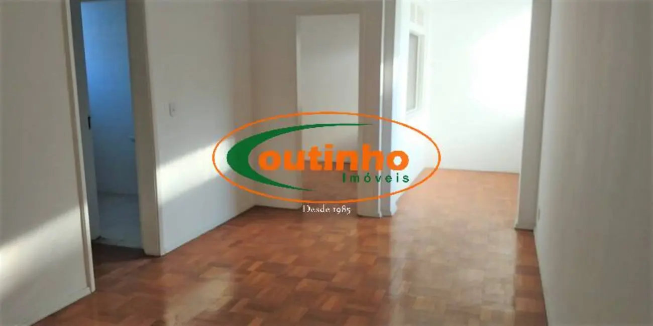 Foto 2 de Apartamento com 2 quartos à venda, 58m2 em Grajaú, Rio De Janeiro - RJ