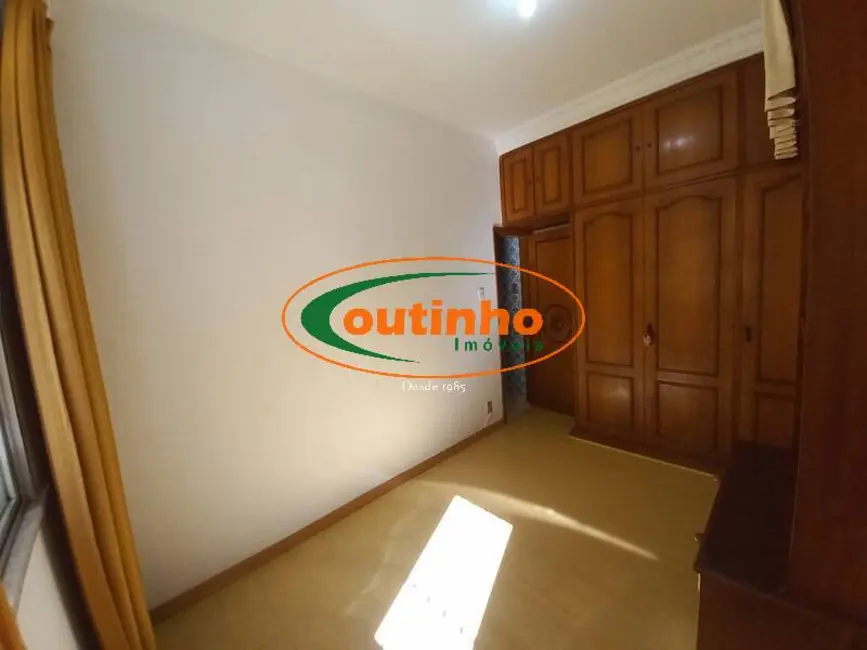Apartamento com 3 quartos à venda, 90m2 em Maracanã, Rio De Janeiro - RJ - imagem 8 Foto 8 de Apartamento com 3 quartos à venda, 90m2 em Maracanã, Rio De Janeiro - RJ