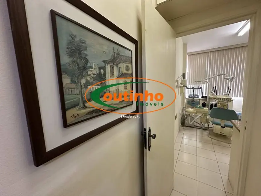 Sala Comercial à venda, 24m2 em Tijuca, Rio De Janeiro - RJ - imagem 7 Foto 7 de Sala Comercial à venda, 24m2 em Tijuca, Rio De Janeiro - RJ