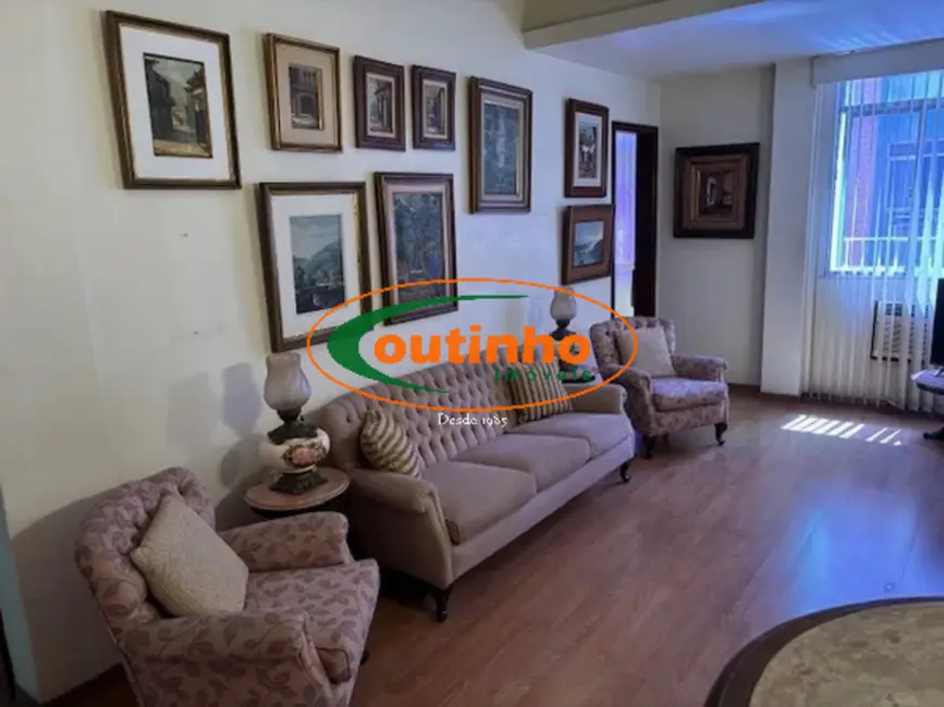 Foto 2 de Apartamento com 3 quartos à venda, 110m2 em Tijuca, Rio De Janeiro - RJ