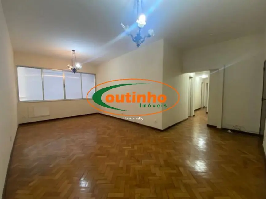 Foto 2 de Apartamento com 3 quartos à venda, 118m2 em Tijuca, Rio De Janeiro - RJ
